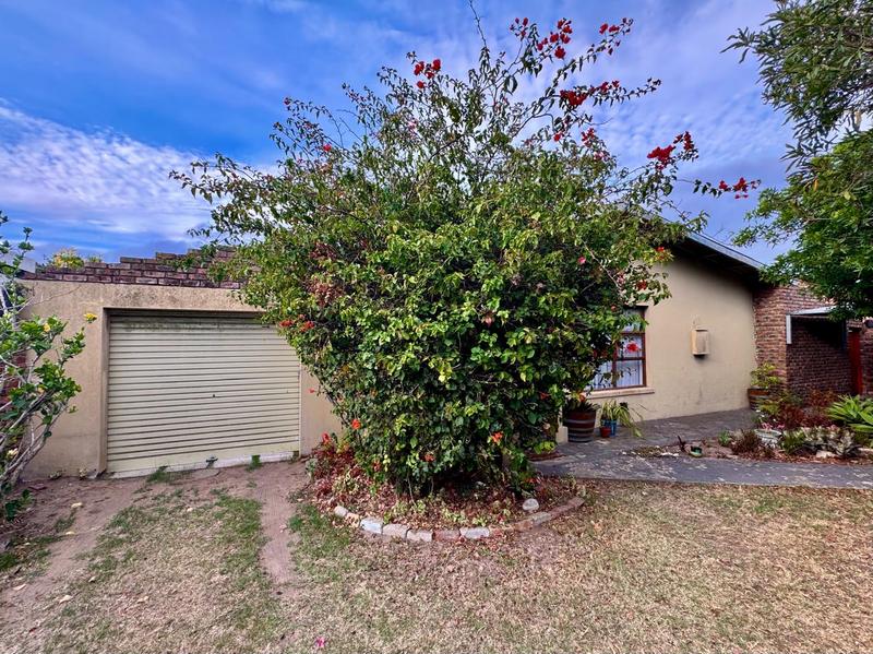 4 Bedroom Property for Sale in Da Nova Western Cape